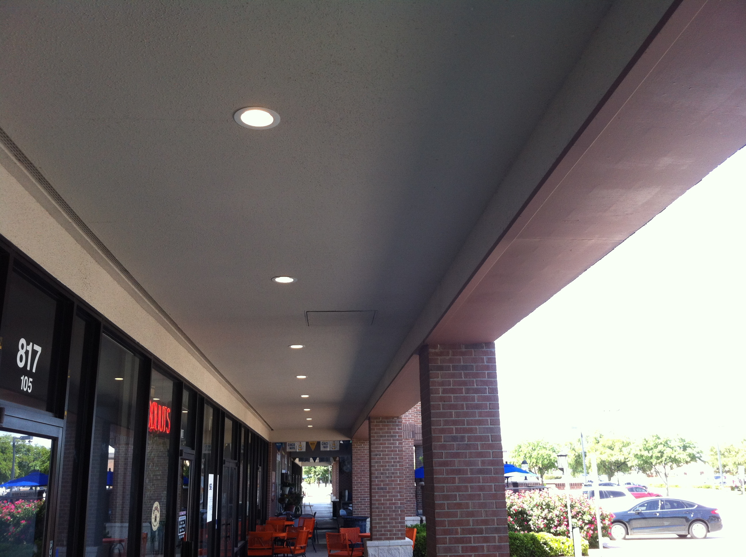 Led lighting on commercial lease center walkway in Coppell